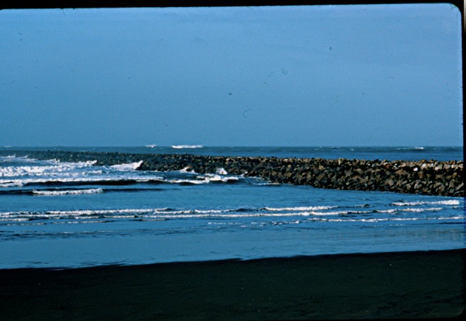Jetty_rocksA02