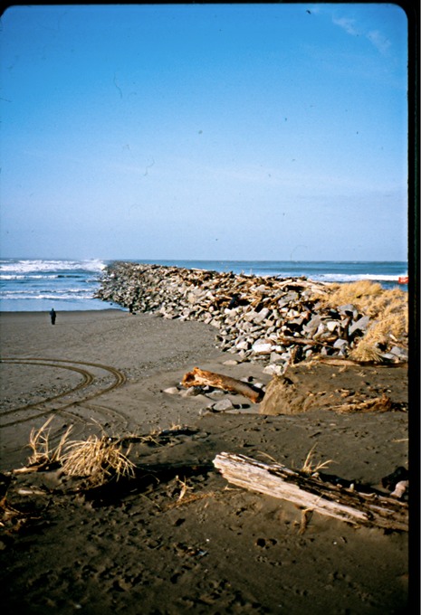 Jetty_rocksA03