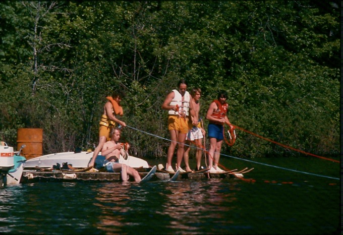 waterskiingIIIa02